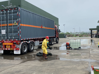吴江道路危货运输企业开展应急演练